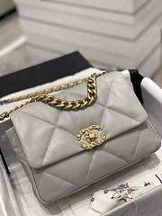 Chanel 19 Flap Bag Grey Gold 26cm - 2