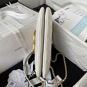 Chanel Baguette Bag Lambskin White 24x11.5x4.5cm - 6