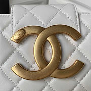 Chanel Baguette Bag Lambskin White 24x11.5x4.5cm - 3