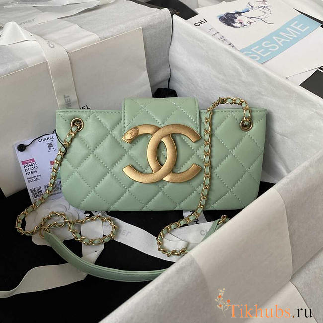 Chanel Baguette Bag Lambskin Green 24x11.5x4.5cm - 1