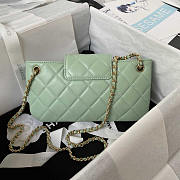 Chanel Baguette Bag Lambskin Green 24x11.5x4.5cm - 4