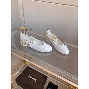 Chanel Mary Jane Leather And Pearl White - 1