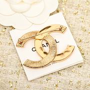 Chanel Black Gold Brooch - 2