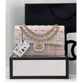 Chanel Medium Flap Bag Tweed & Gold-Tone Metal Multicolor 25cm