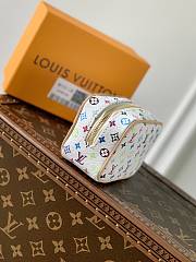 Louis Vuitton LV Wapity Case Bag White 11x8x4cm - 5