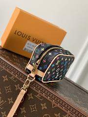 Louis Vuitton LV Wapity Case Bag Black 11x8x4cm - 3