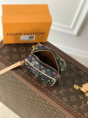 Louis Vuitton LV Wapity Case Bag Black 11x8x4cm - 2