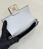 Fendi Baguette Mini White Nappa Leather Bag 20x13x5cm - 2