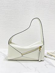 Loewe Puzzle Hobo Bag White 29x12x10cm - 3