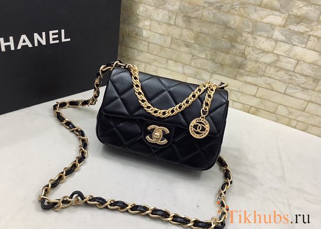 Chanel Flap Bag Coin Black Lambskin Gold 21x12x7cm - 1