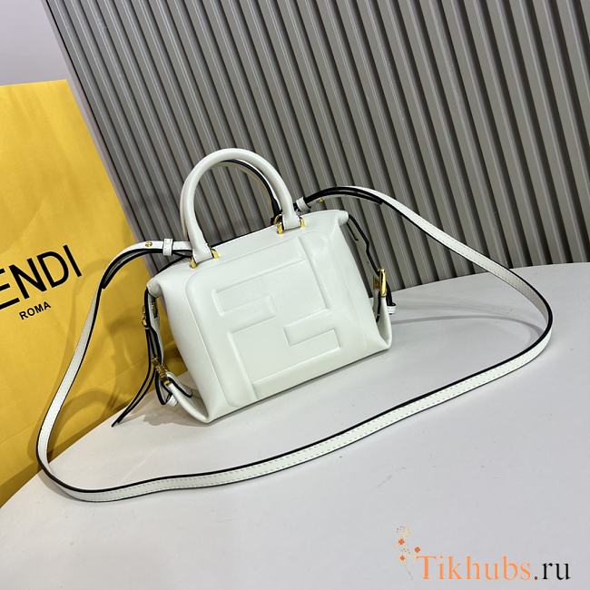 Fendi FF Cube White Nappa Leather Mini Bag 16.5x13.5x9cm - 1
