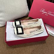 Roger Vivier Viv' Pockette Leather Ballet Flats White - 2