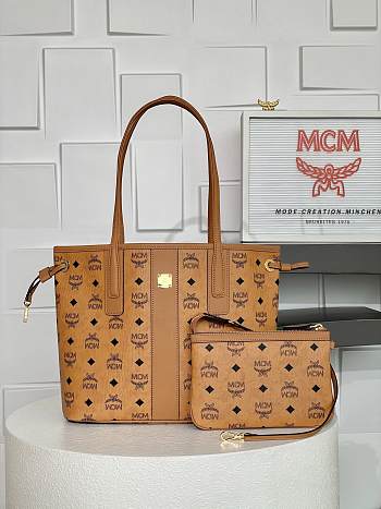 MCM Reversible Liz Shopper In Visetos Cognac 29x14x25cm