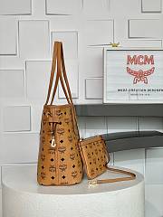 MCM Reversible Liz Shopper In Visetos Cognac 29x14x25cm - 6