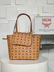 MCM Reversible Liz Shopper In Visetos Cognac 29x14x25cm - 3