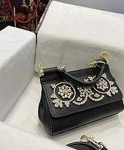 Dolce & Gabbana Small Sicily Handbag Black 19x13x6cm - 3