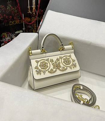 Dolce & Gabbana Small Sicily Handbag White 19x13x6cm