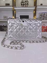 Chanel Flap Bag Silver Bag 20cm - 2