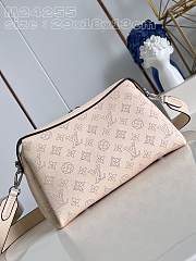 Louis Vuitton LV Hand It All PM Beige 29x18x13cm - 5