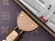 Louis Vuitton LV Tirette Pochette Bag Monogram 22 x 12 x 5.5 cm - 4