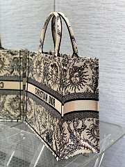 Dior Large Book Tote Beige Black Toile De Jouy Soleil 42 x 35 x 18.5 cm - 5