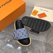 Louis Vuitton LV Pool Pillow Flat Comfort Black Blue - 3