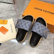 Louis Vuitton LV Pool Pillow Flat Comfort Black Blue - 2