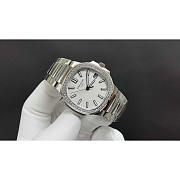 Patek Philippe - 7010/1G-011 Nautilus Ladies 35mm - 3