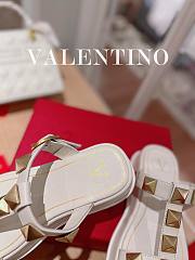 Valentino Roman Stud Platform White Slides - 4