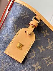 Louis Vuitton LV Carryall MM Monogram 39x30x15cm - 6