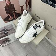 Golden Goose Deluxe White Black Superstar - 2