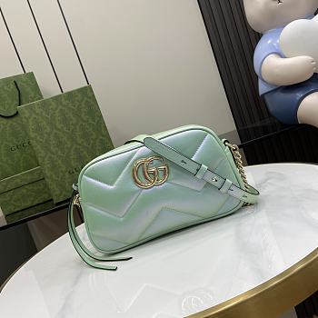 Gucci Marmont Small Shoulder Bag Green Iridescent 24x13x7cm