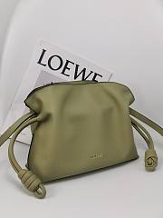 Loewe Mini Flamenco Clutch Bag Green 23.9x18x9cm - 5