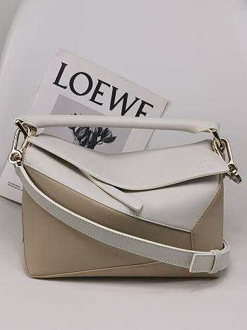 Loewe Small Puzzle Bag Beige White 24x16.5x10.5cm