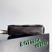 Bottega Veneta Cassette Bag Brown 26x16x6.5cm - 4