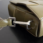 Bottega Veneta Cassette Bag Green 26x16x6.5cm - 4