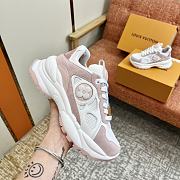 Louis Vuitton LV Run 55 Sneaker Pink - 1