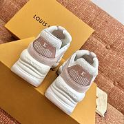 Louis Vuitton LV Run 55 Sneaker Pink - 5