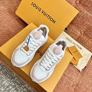 Louis Vuitton LV Run 55 Sneaker Pink - 2