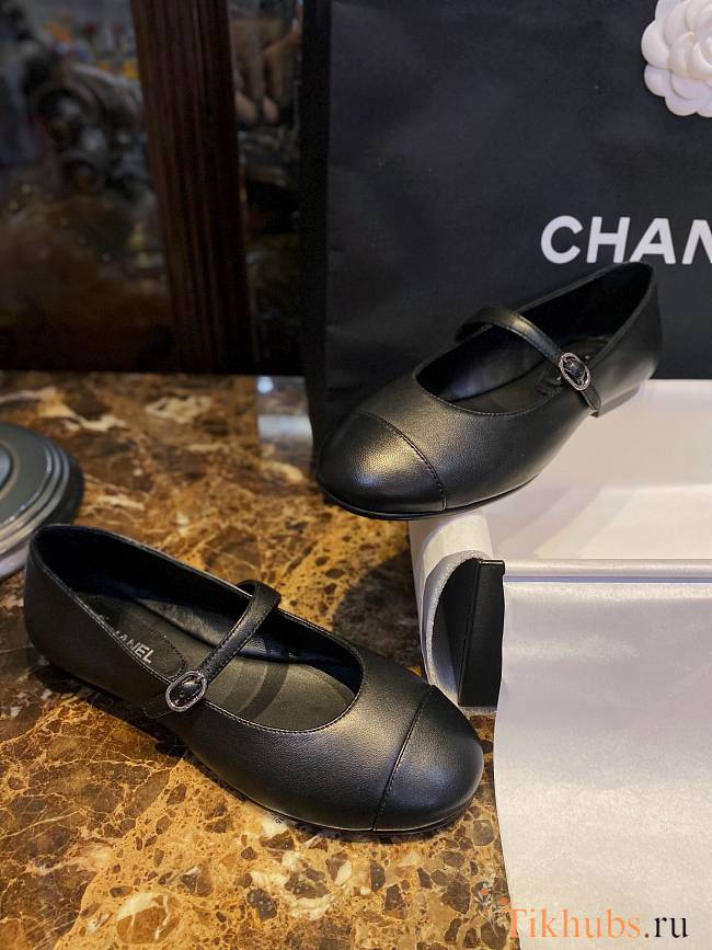 Chanel Mary Janes Black Flat - 1