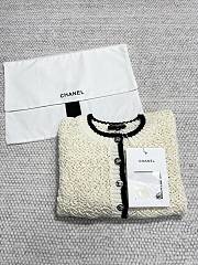 Chanel White Crew Neck White Long Sleeves - 3