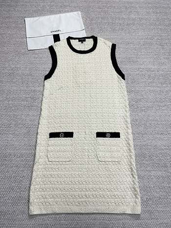 Chanel White Dress 02