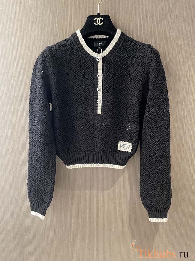 Chanel White Crew Neck Black Long Sleeves - 1