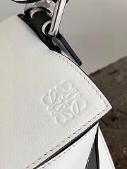 Loewe Small Puzzle Bag Calfskin White Rosemary 24x10x14cm - 6