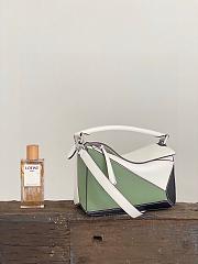 Loewe Small Puzzle Bag Calfskin White Rosemary 24x10x14cm - 3