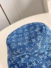 Louis Vuitton LV Monogram Essential Bucket - 4