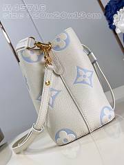 Louis Vuitton LV Neonoe BB White Blue 20x20x13cm - 5