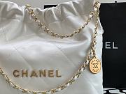 Chanel 22 Handbag Shiny Calfskin White Gold Hardware 37x35x7cm - 2