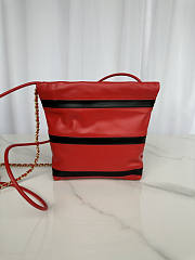 Chanel 22 Handbag Red Black 20x19x6cm - 4