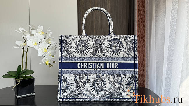 Dior Large Book Tote White Navy Blue Soleil 42 x 35 x 18.5 cm - 1